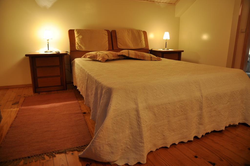 Casa Do Meio Da Vila Loriga Ngoại thất bức ảnh
